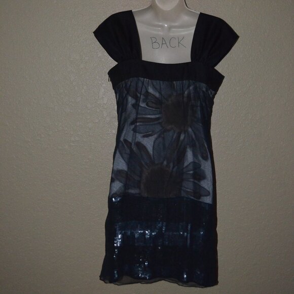 Sz 6 Thread Social Black Floral and Sequin Detail Sleeveless Dress - Picture 7 of 8